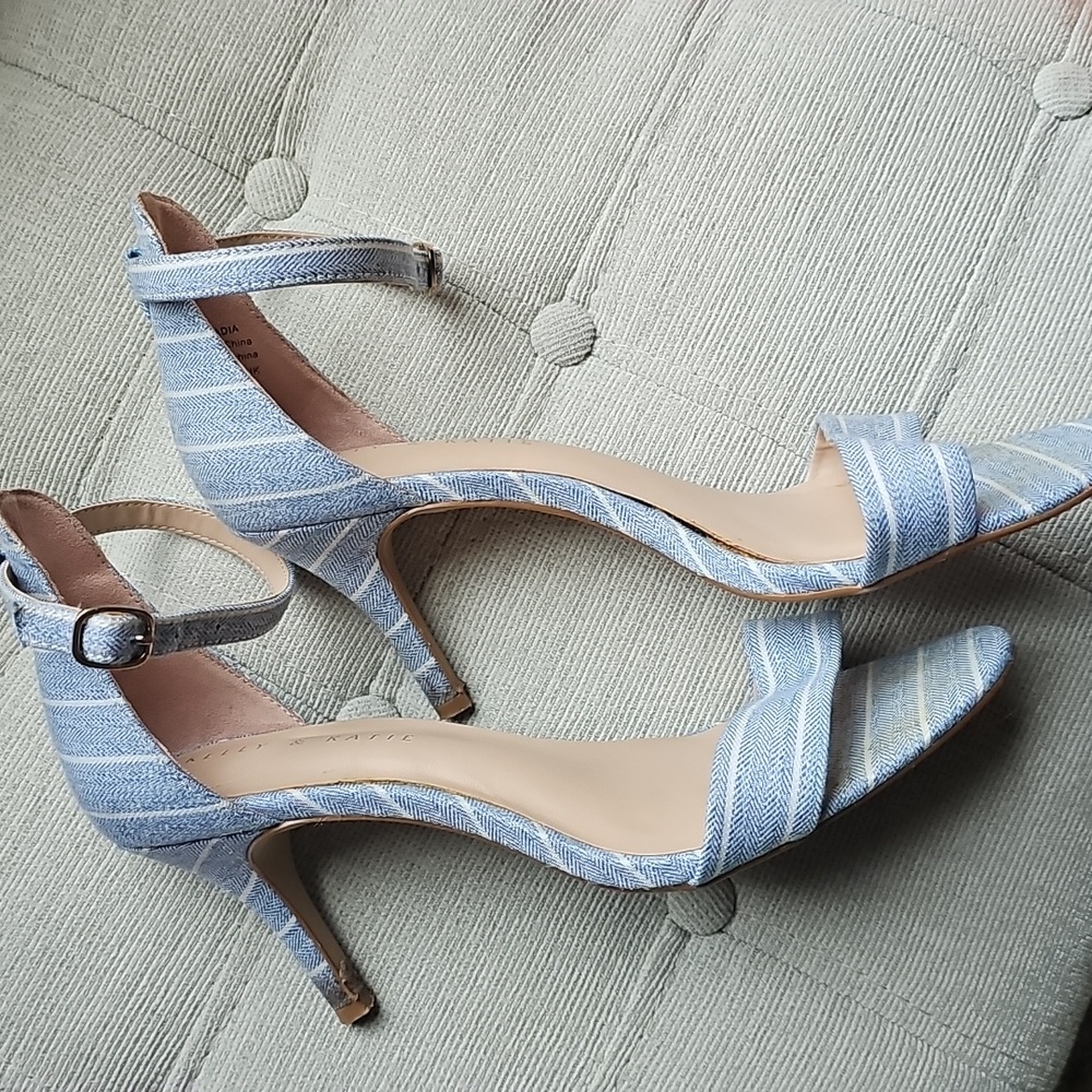 Kelly & Katie Blue Striped Women's Strappy Pumps - Picture 2 of 5